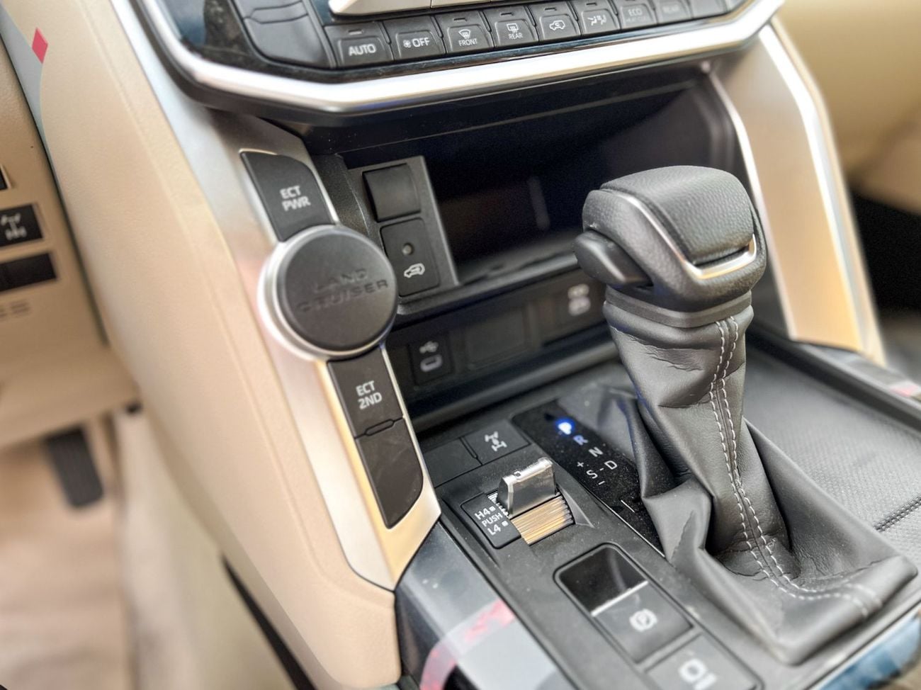 Toyota Land Cruiser EXPORT ONLY - TOYOTA LC300 GXR 4.0L G1