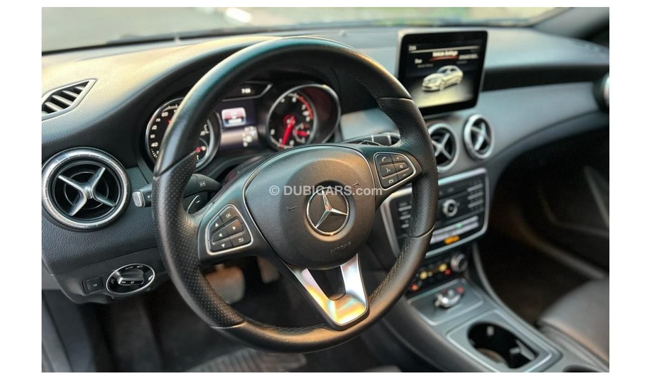 Mercedes-Benz CLA 250 Sport MERCEDES BENZ CLA 250 2018 FULL OPTION IN PERFECT CONDITION DEALER WARRANTY