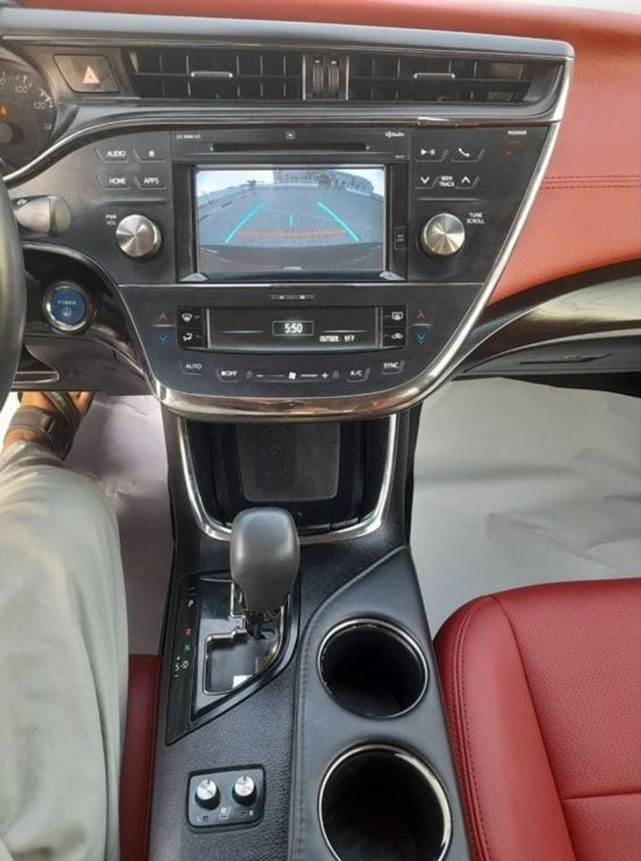 تويوتا افالون Toyota Avalon 2018 limited Hybrid