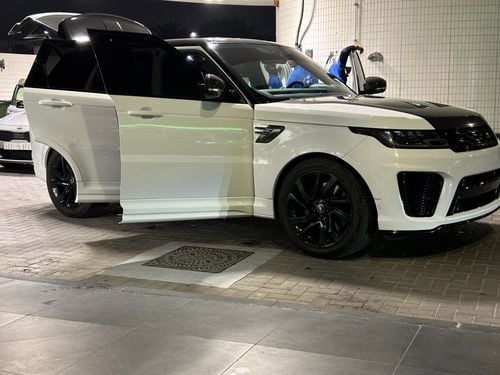 Land Rover Range Rover Sport SVR