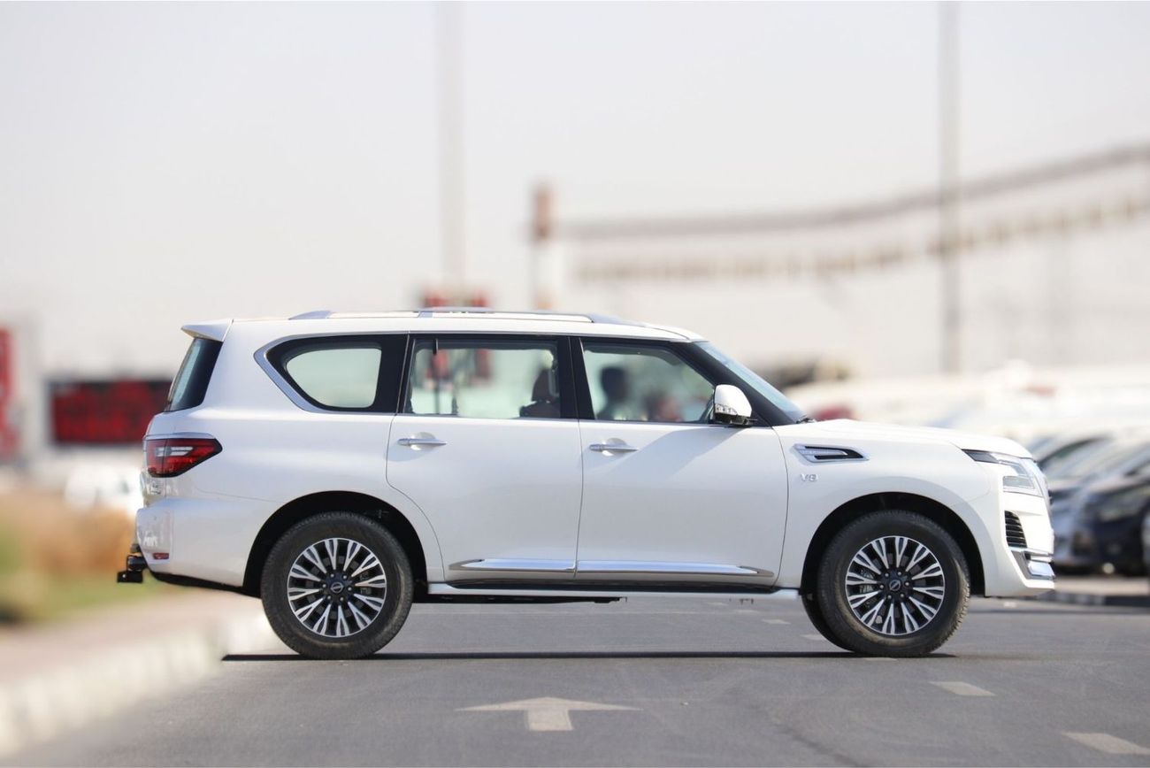 نيسان باترول Nissan Patrol LE 5.6L Petrol V8, Model 2024 Color White