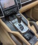 Porsche Cayenne Std 3.6L 2016 Porsche Cayenne, Full Service History, Excellent Condition, GCC