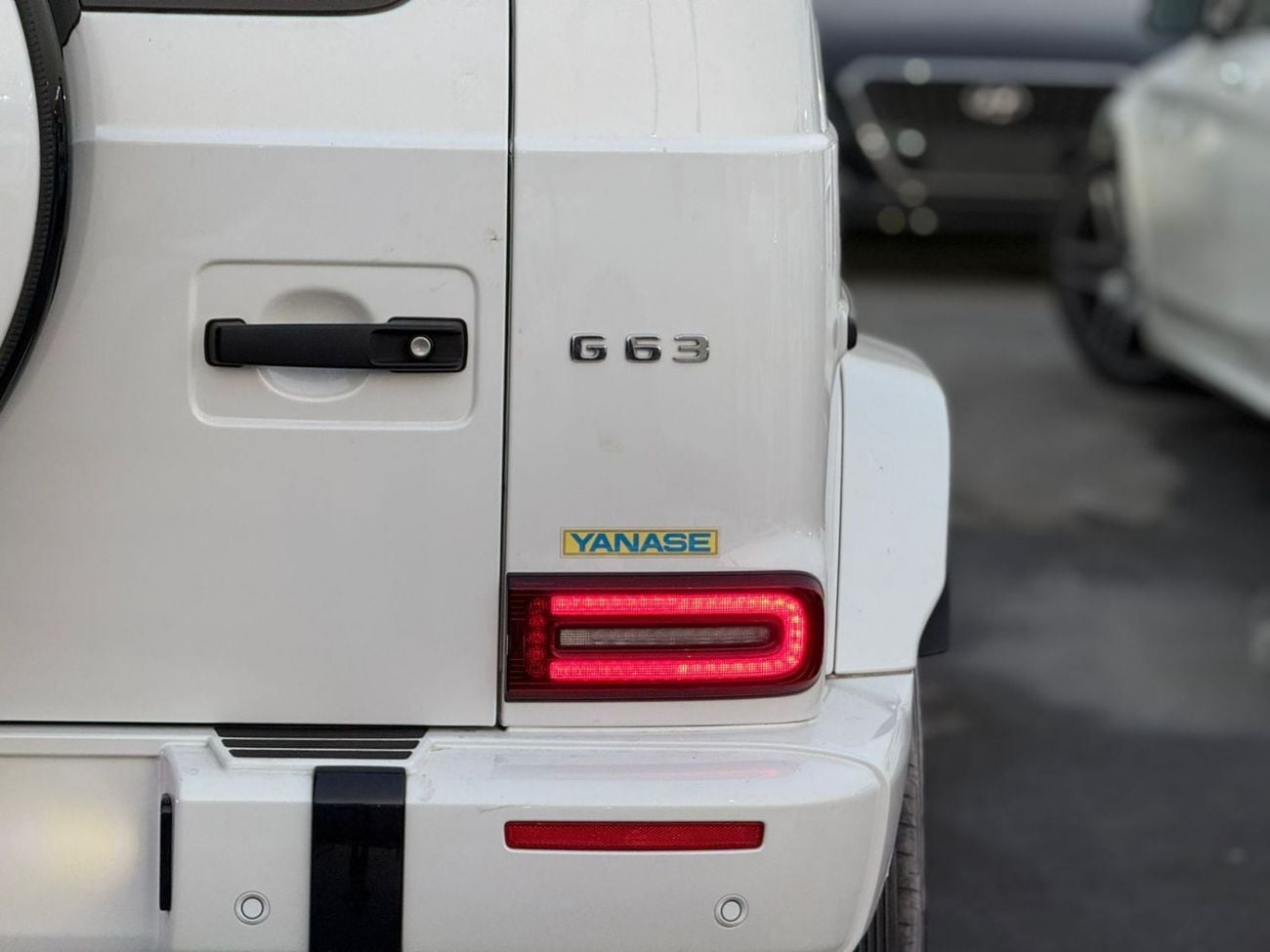 مرسيدس بنز G 63 AMG STD