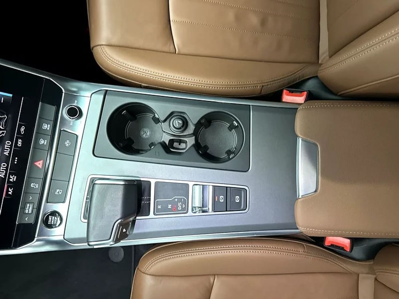 Audi A6 Sedan Advanced 40 TFSI 190hp Business (Ref# 011752) EXCLUSIVE RAMADAN OFFER