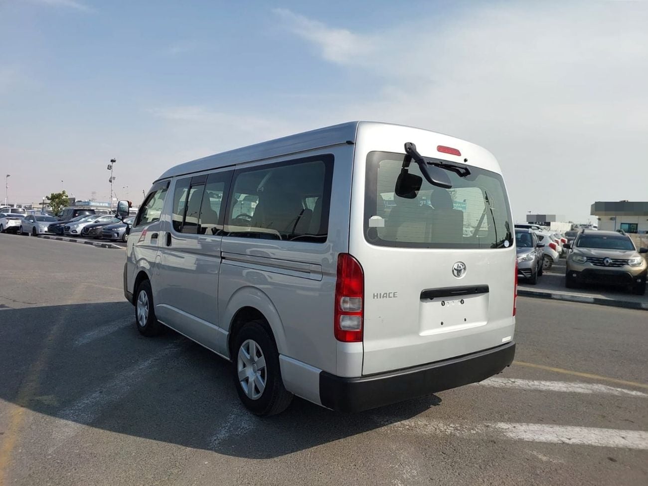 Toyota Hiace TOYOTA HIACE COMMUTER VAN RHD 2012 MODEL 2.7 L PETROL AUTOMATIC(PM15298)