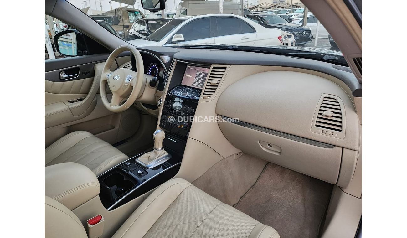 Infiniti QX70 Limited Infiniti QX 70 _GCC_2019_Excellent Condition _Full option