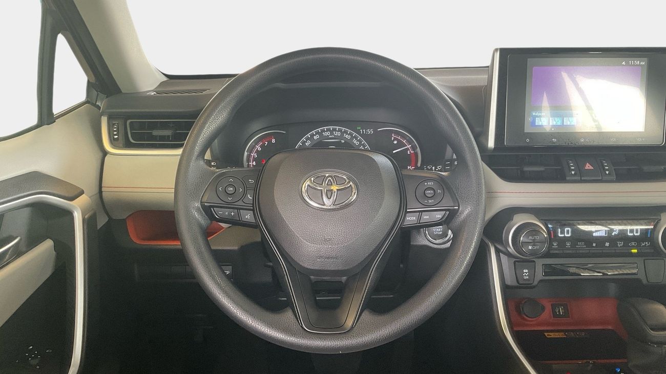 تويوتا راف ٤ 2.5 ADVENTURE 4WD AUTO | شامل الضمان | 0 ﺪﻔﻋﺓ ﺃﻮﻟﻯ