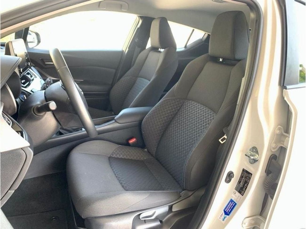 Toyota CHR Toyota C-HR Hybrid ,2023 (1.8L) GCC Specs