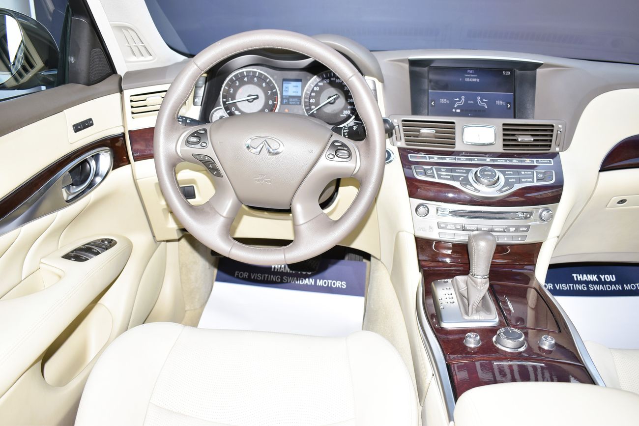 Infiniti Q70 AED 1359 PM | 3.7L EXCELLENCE V6 GCC DEALER WARRANTY