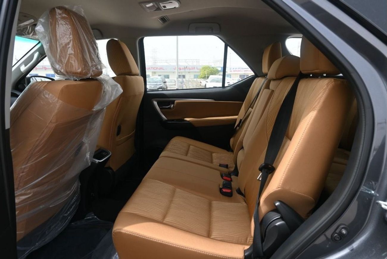 تويوتا فورتونر FORTUNER DIESEL 2.4L 2023 4WD FULL OPTION