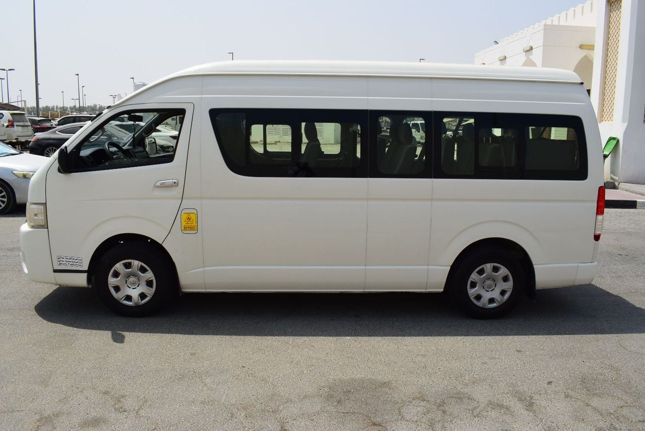 Toyota Hiace GL 15 seater bus, model:2016