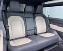 Land Rover Defender P300 90 X-Dynamic SE 3.0L (5 Seater) 2023 Land Rover Defender 90 X-Dynamic SE P400, 2027 Land Rover