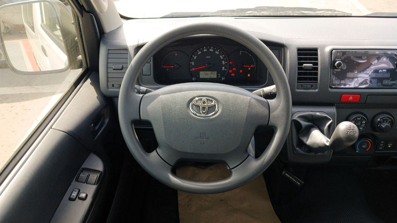 تويوتا هاياس Highroof 2.5L Diesel MT 16-Seat 2025YM