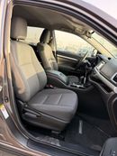 Toyota Highlander LE 3.5 L 2020 model