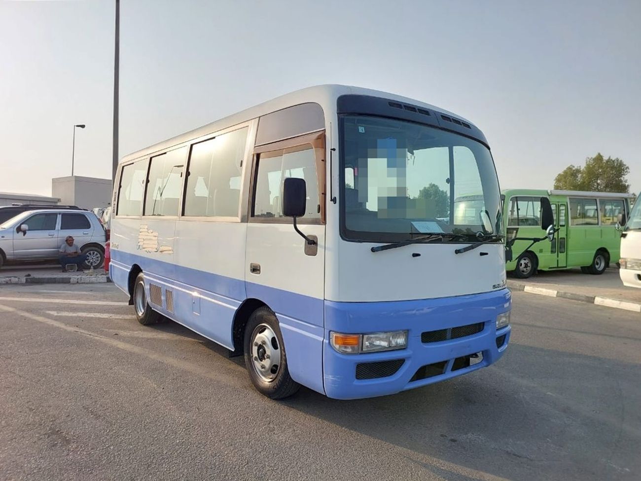 Isuzu Journey ISUZU JOURNEY BUS RHD 2000 MODEL 4.1 L DIESEL MANUAL(PM00136)