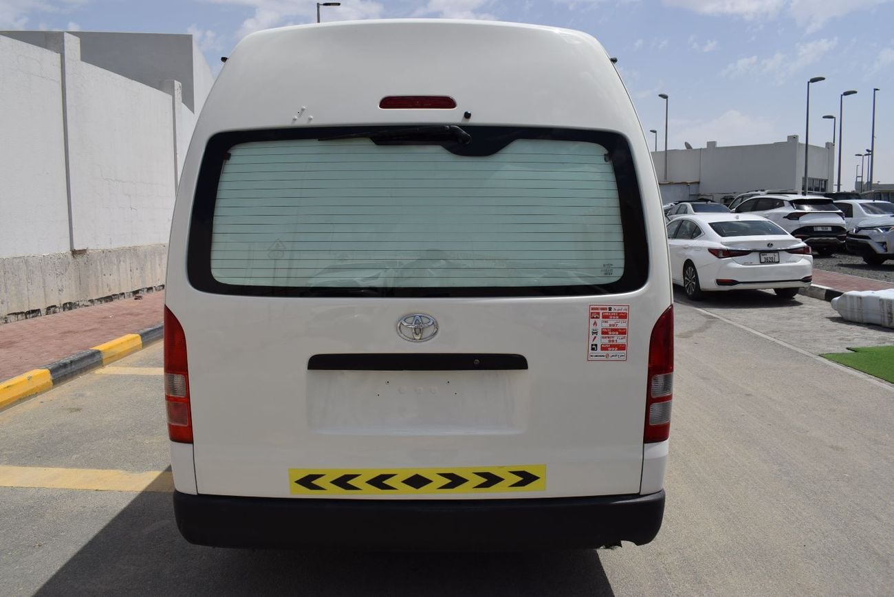 Toyota Hiace GLS -High Roof  Panal Van 2.7L