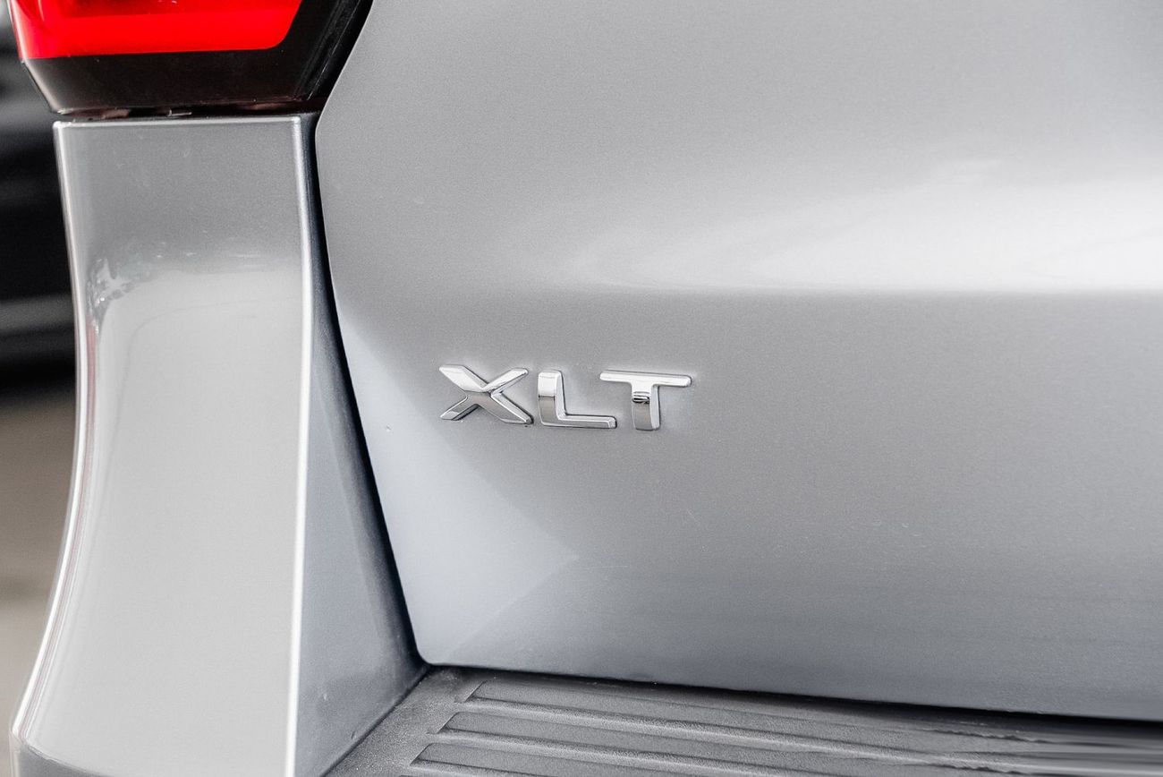 فورد إكسبيديشن XLT 3.5L (380 HP) 4WD