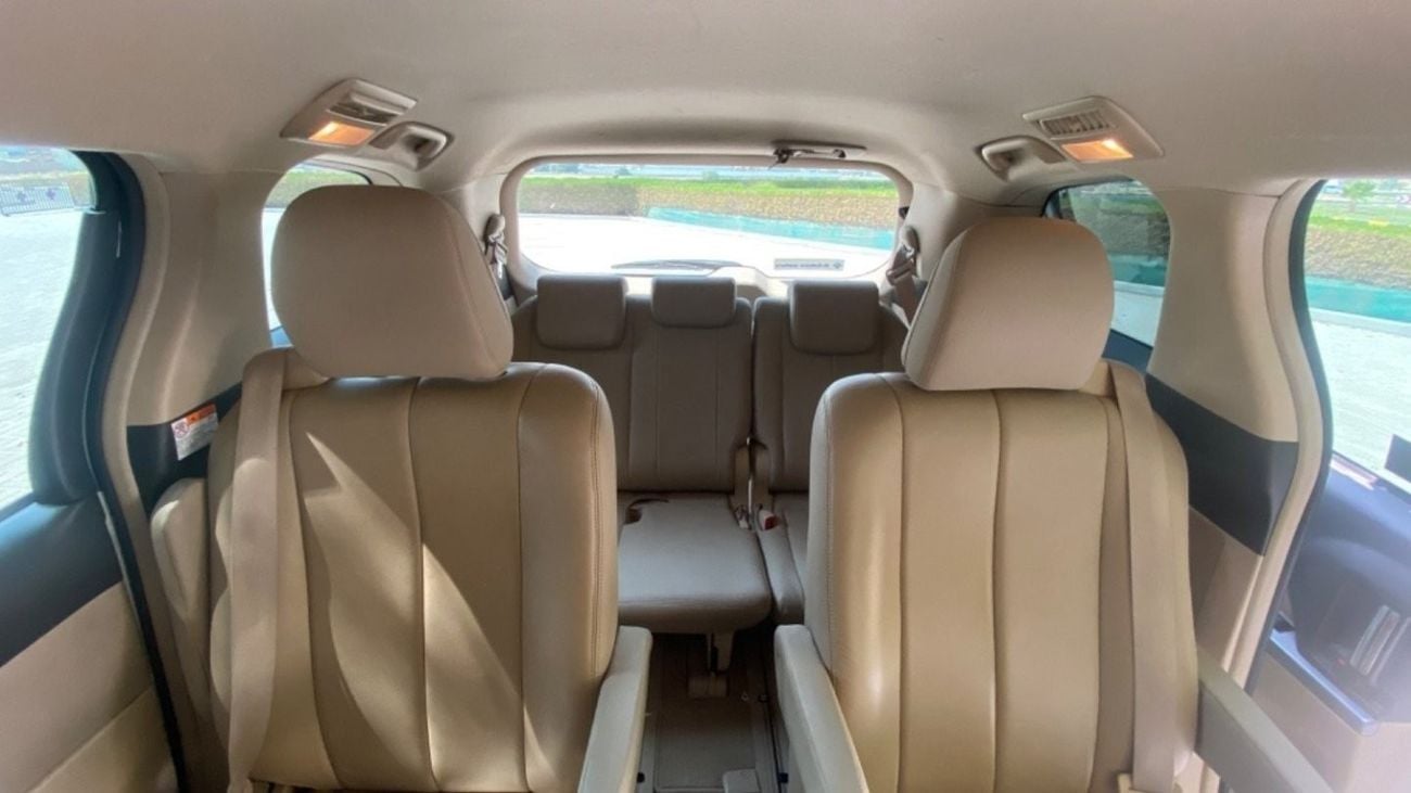 تويوتا بريفيا SE SE Full option