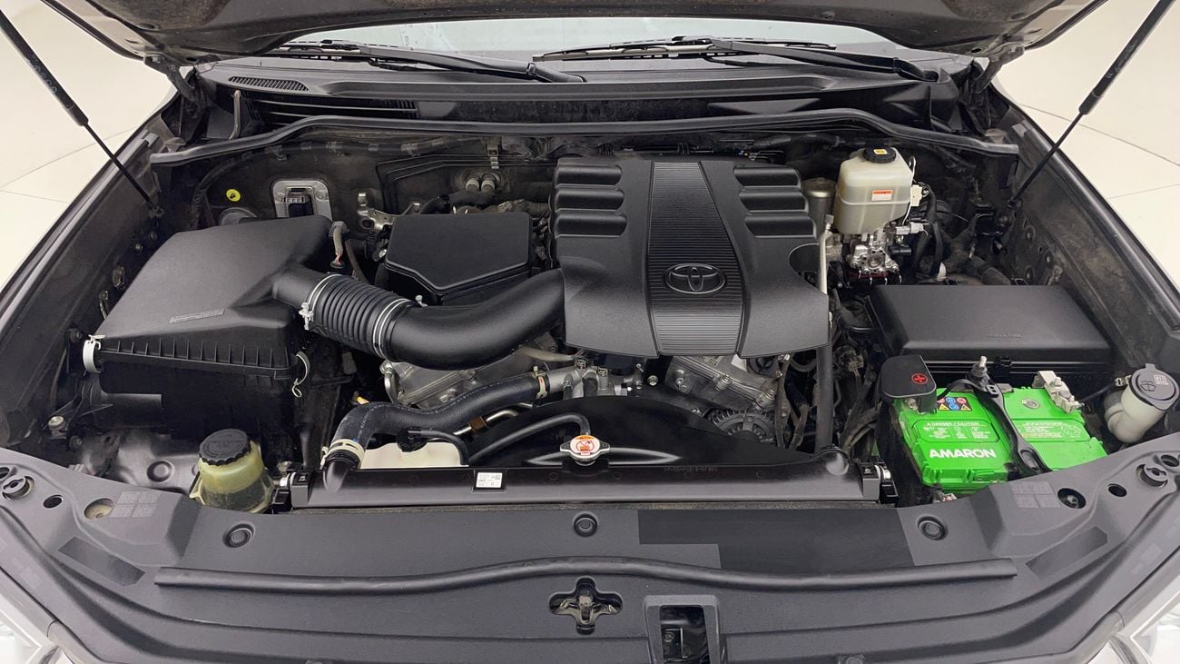 تويوتا لاند كروزر GXR GT 4 | بدون دفعة مقدمة | اختبار القيادة في المنزل