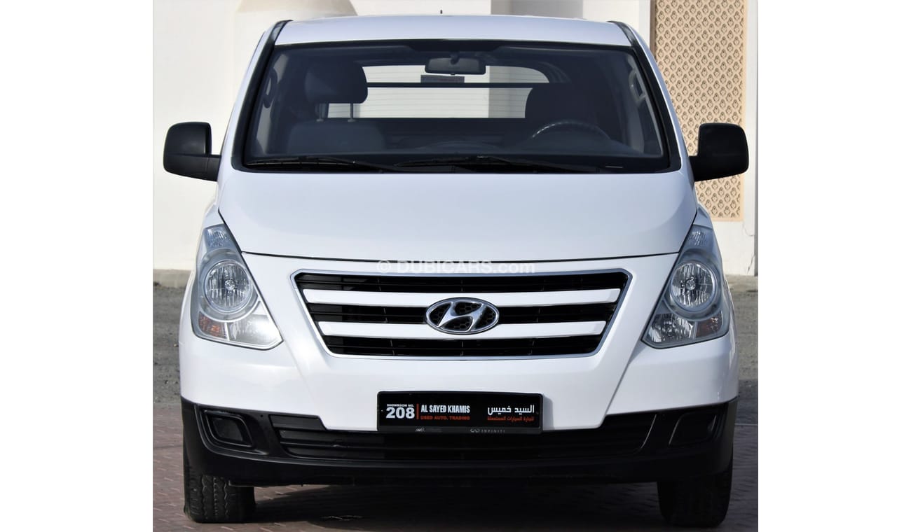 Hyundai H-1 Hyundai H1 2017, GCC van, in excellent condition, without accidents, very clean from inside and outs