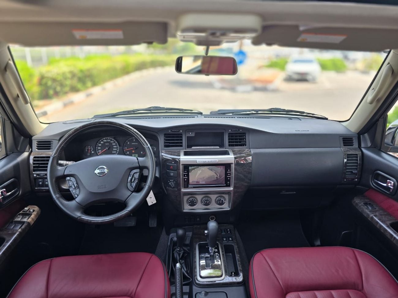 Nissan Patrol SUPER SAFARI 2023 GCC WITH AGENCY WARRANTY & SERVICE CONTRACT IN MINT CONDITION