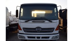 Hino 500 Hino Truck with 2200 gallon Water tanker, Model:2005. Excellent condition