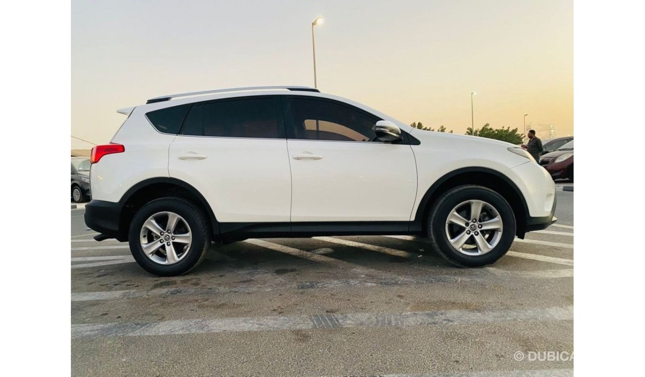 Toyota RAV4 2015 TOYOTA RAV4 / EXR / 4WD / MID OPTION