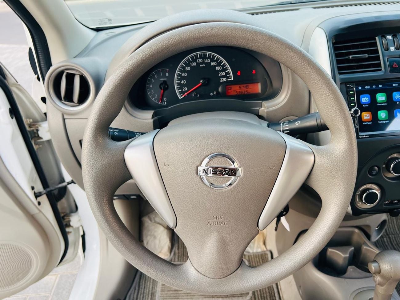 Nissan Sunny SV