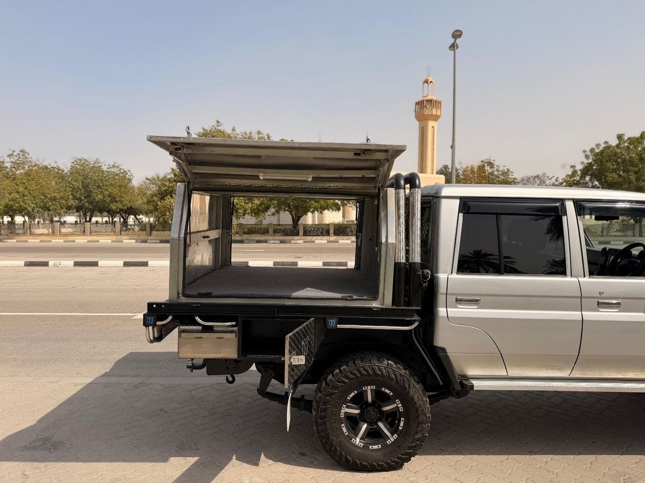 Toyota Land Cruiser Pick Up Double Cabin 4.5L