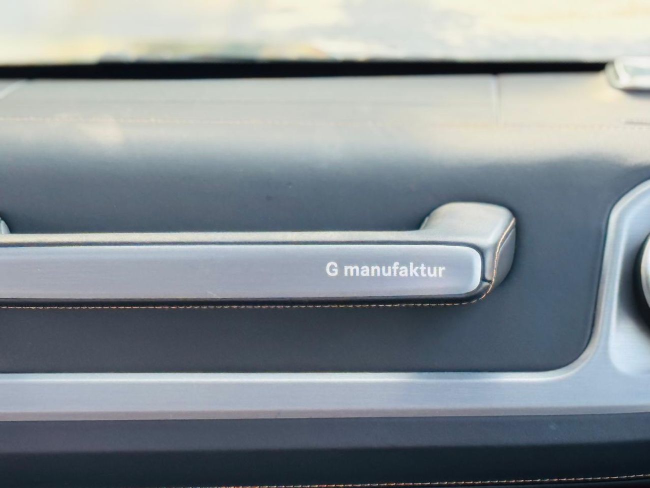 Mercedes-Benz G 63 AMG 4MATIC SUV RHD 4.0L Bi-Turbo V8 petrol engine Japanese Specs Automatic Gear AWD 5 Seats 5 Doors