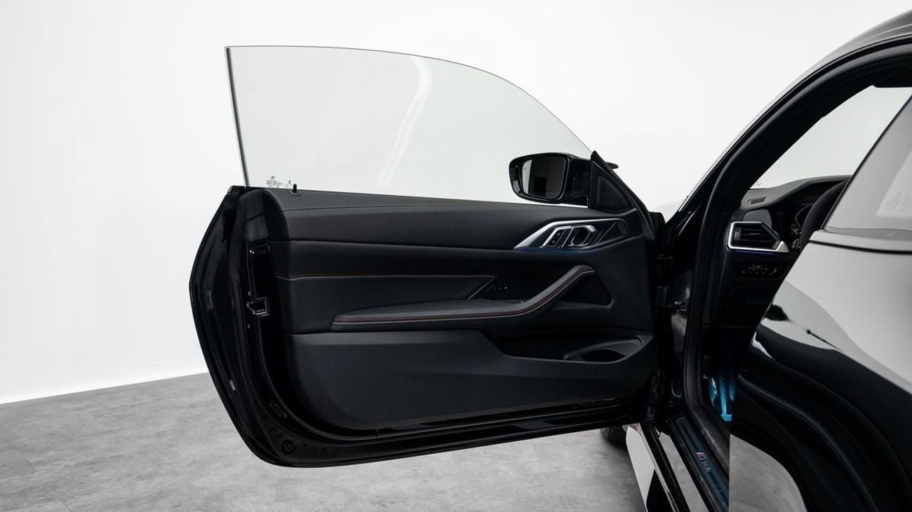 بي أم دبليو M4 CSL - 2023 - GCC - Under Warranty and Service Contract