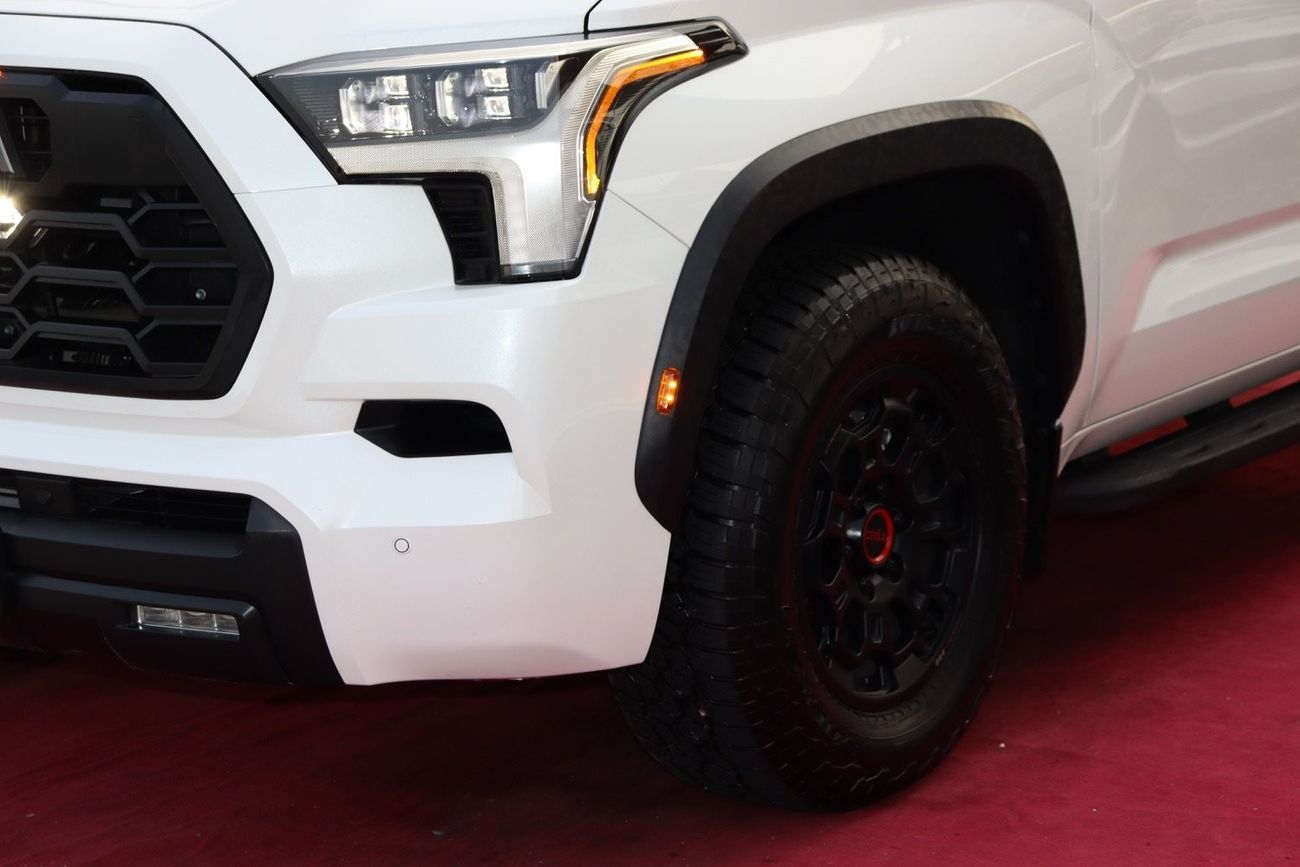 Toyota Sequoia Toyota Sequoia TRD Pro / Clean Title/ 3000KM Only / Original Paint/ 2023