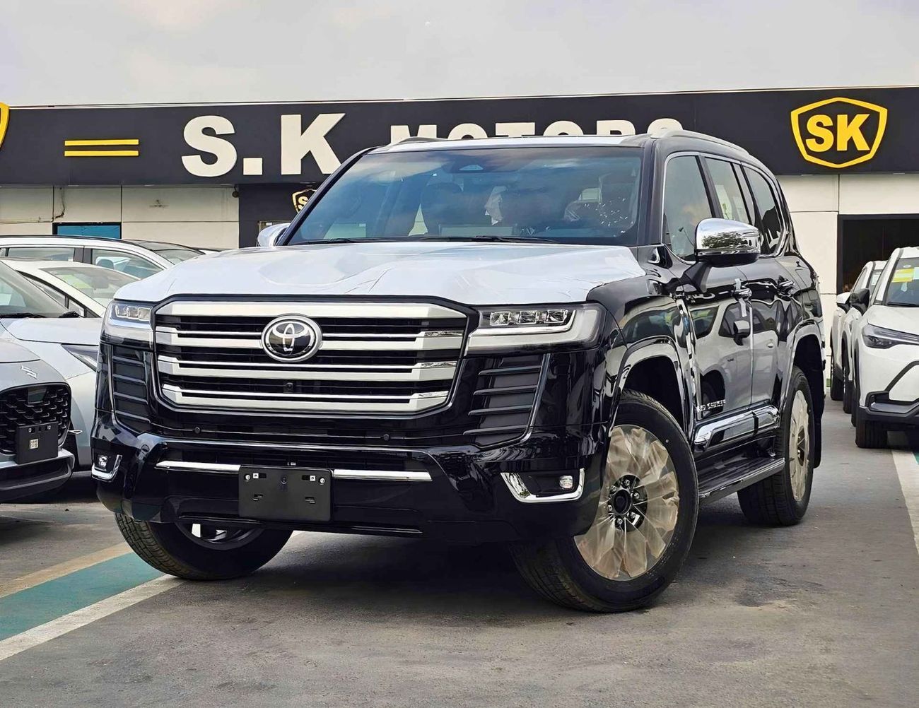 تويوتا لاند كروزر VX /4.0L PETROL V6 /RADAR /BIG DVD/JBL SPEAKERS / REAR ENTERTAINMENT DVD /MID OPTION (CODE#VX4MA)