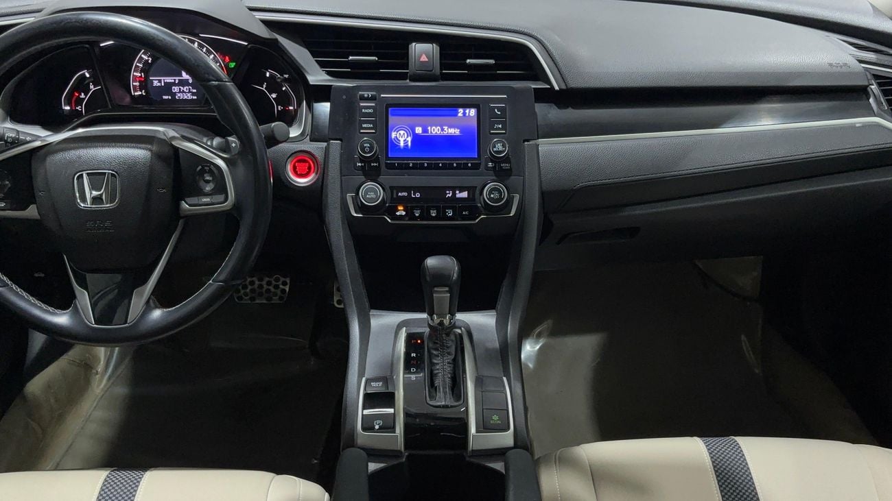 هوندا سيفيك LX SPORT كارس24 هي سوق ضخم للسيارات المستعملة موثوق ومضمون ٪كارس24 هي سوق ضخم للسيارات المستعملة موثوق ومضمون
