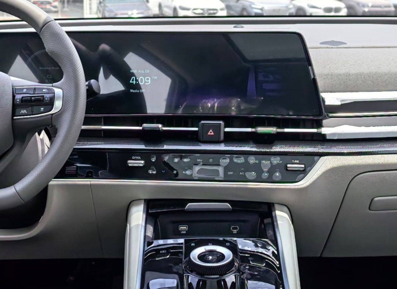 كيا سبورتيج 2025 KIA SPORTAGE 1.5L PREMIUM PETROL FULL OPTION WITH POWER SEAT,WIRELESS CHARGER,POWER TRUNK,360 C