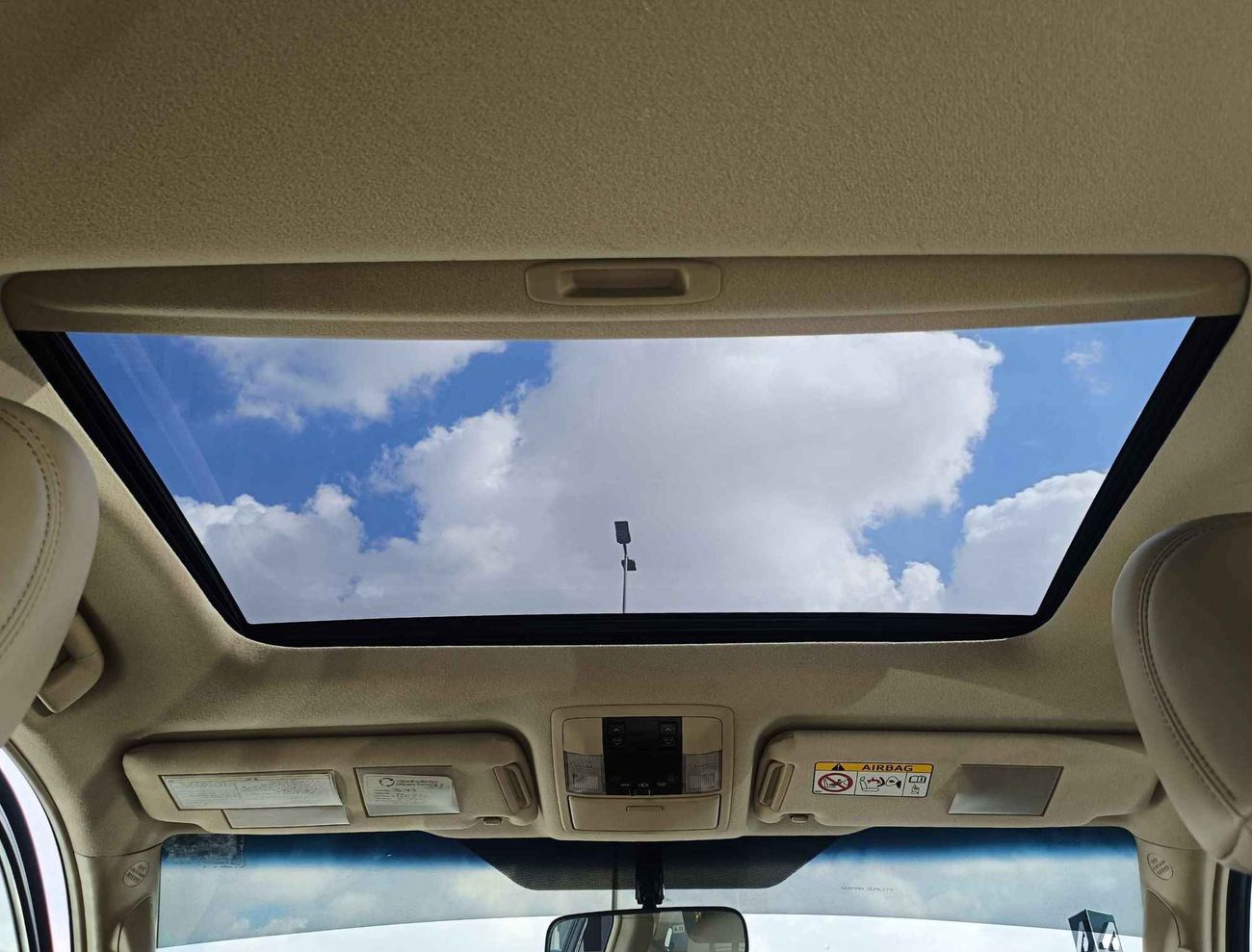 Toyota Prado VXR V6 OPT // 1922 AED Monthly // FULL OPTION (LOT # 70198)