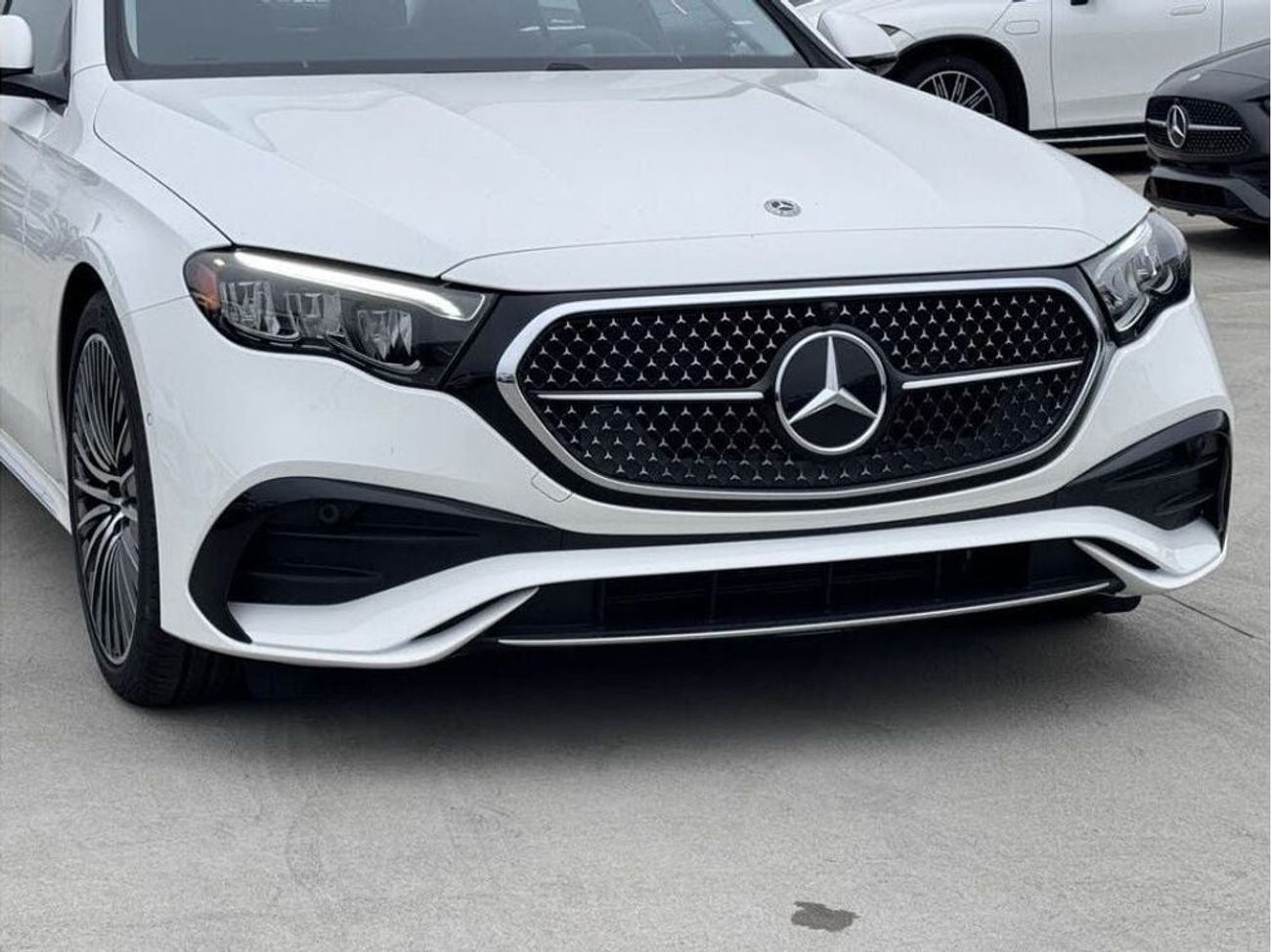 Mercedes-Benz E 450 4MATIC Sedan Brand New * Export Price *