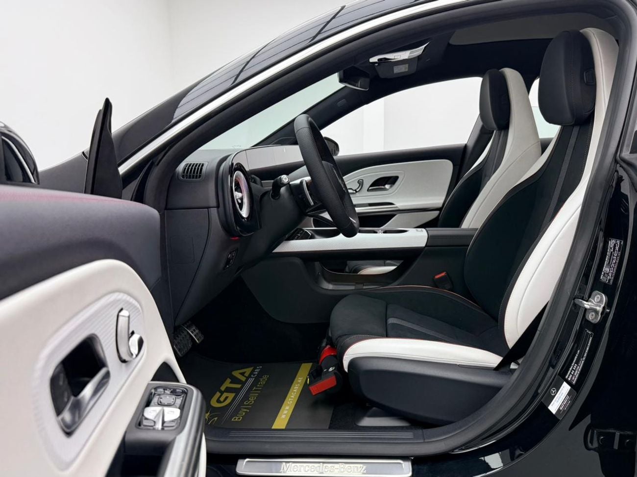 Mercedes Benz CLA 200 AMG 2027 Mercedes Benz CLA200 AMG, 5 Years MB Warranty, Delivery Kms, Fully Loaded, GCC