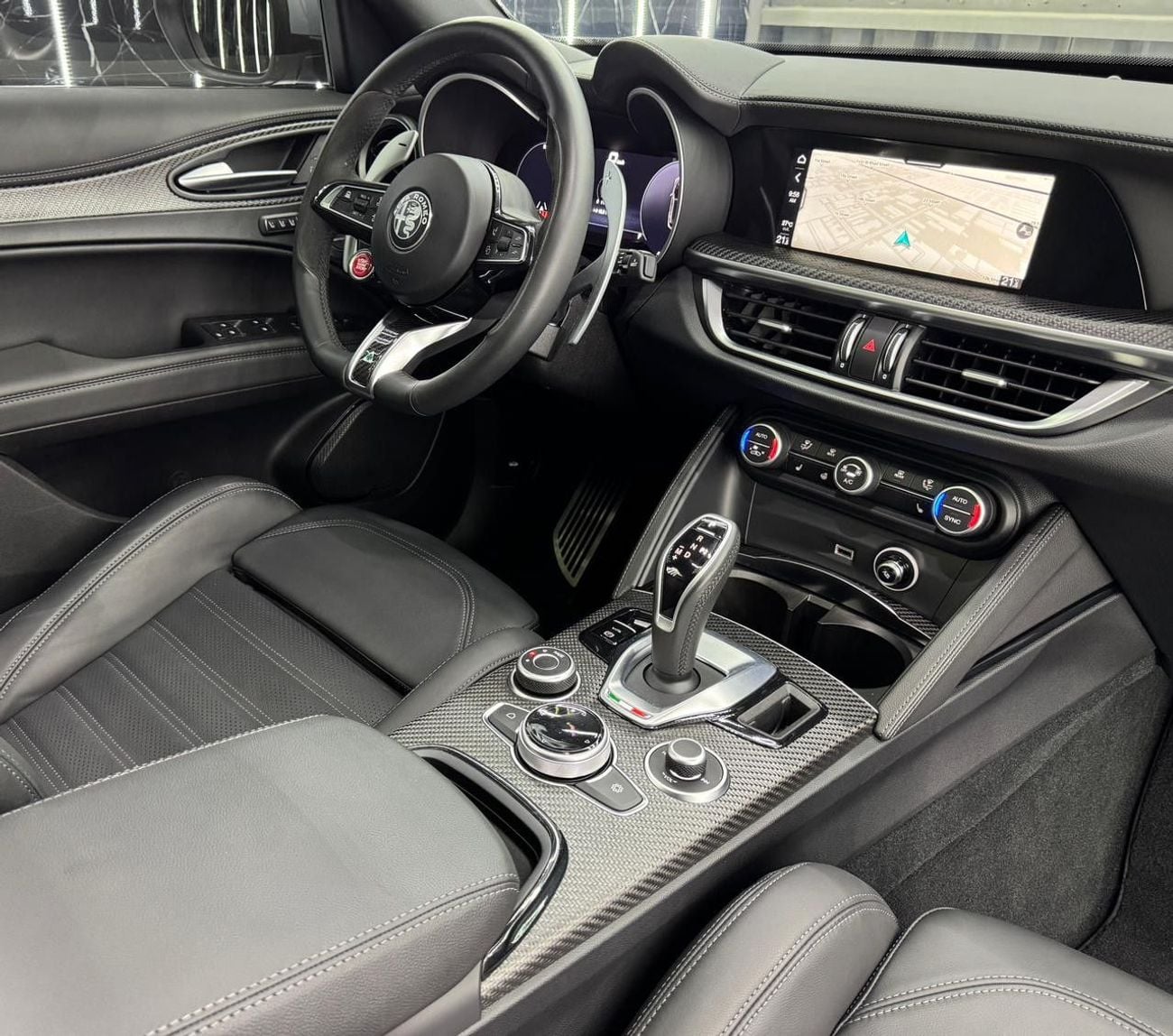 Alfa Romeo Stelvio QUADRIFOGLIO