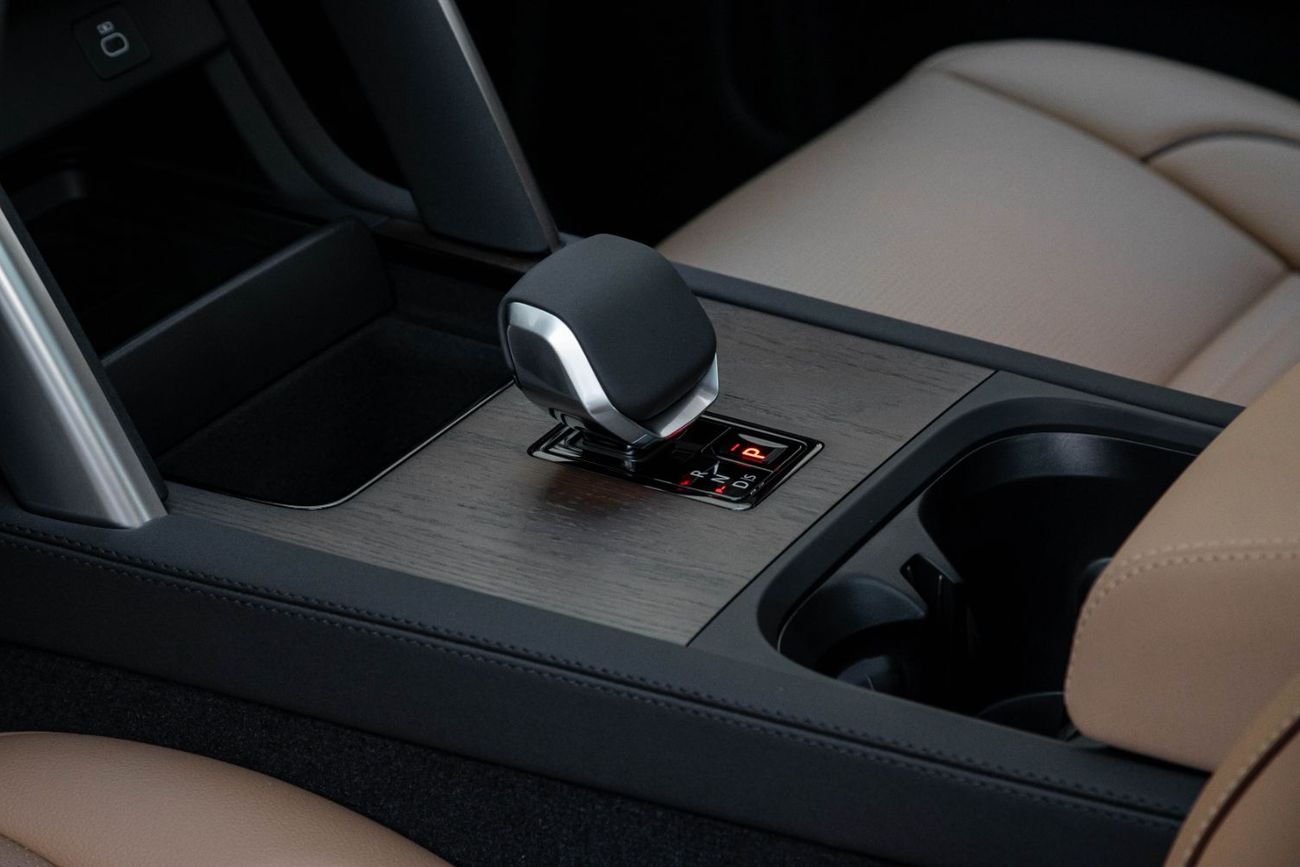 Land Rover Discovery Sport Dynamic SE P250 | 2,937 P.M  | 0% Downpayment | Immaculate Condition!