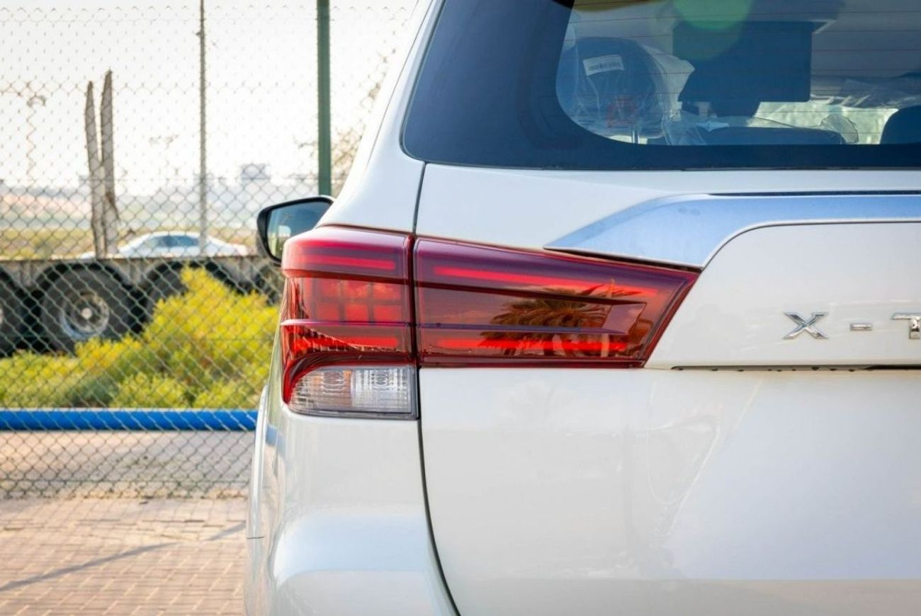 نيسان إكستيرا 2023 Platinum 2.5L PTR - 7AT - 4WD / Full Option / SUV 7 Seats / Premium Movie Theater Experience