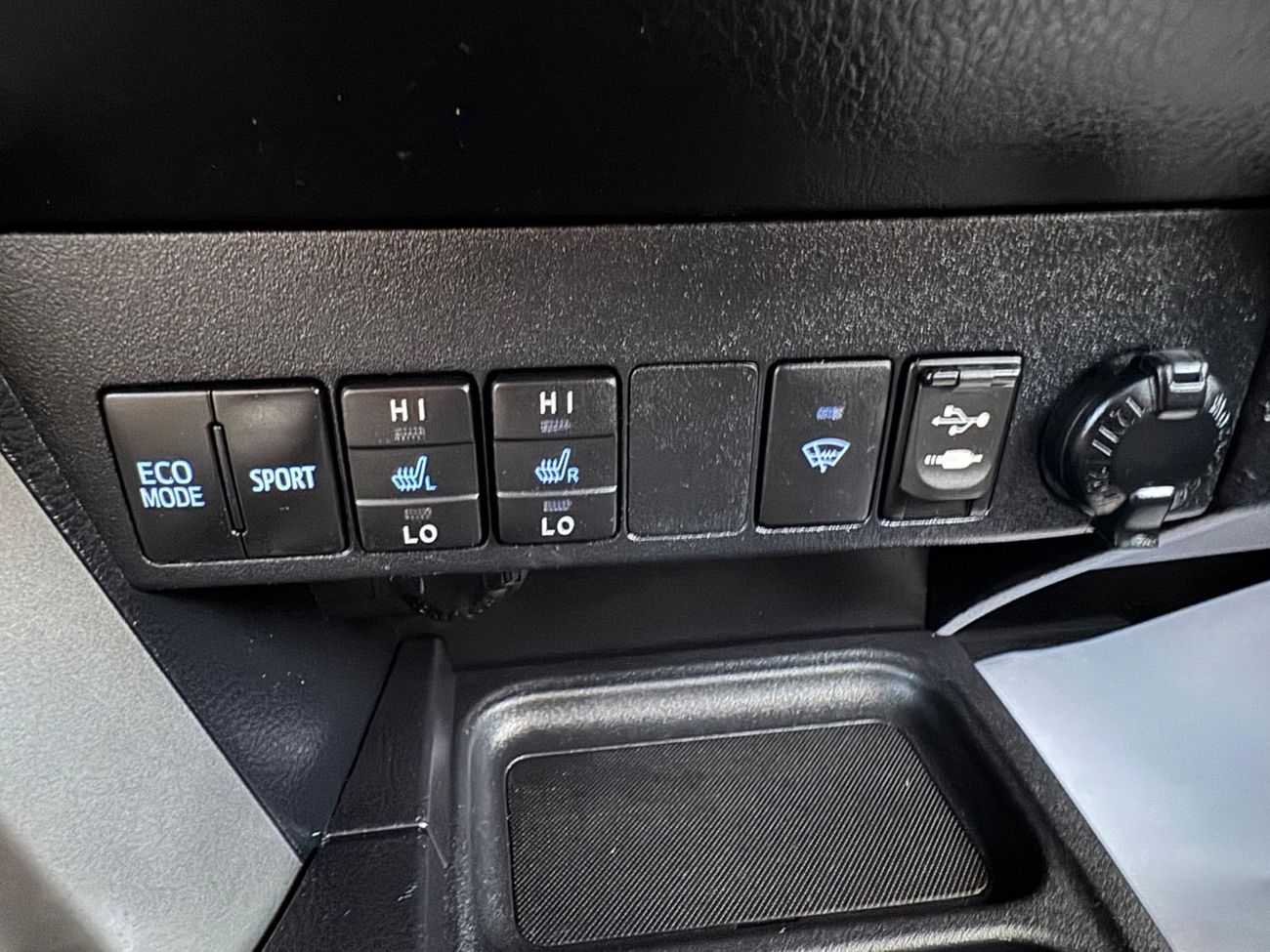 Toyota RAV4 Toyota Rav4 2018 adventure