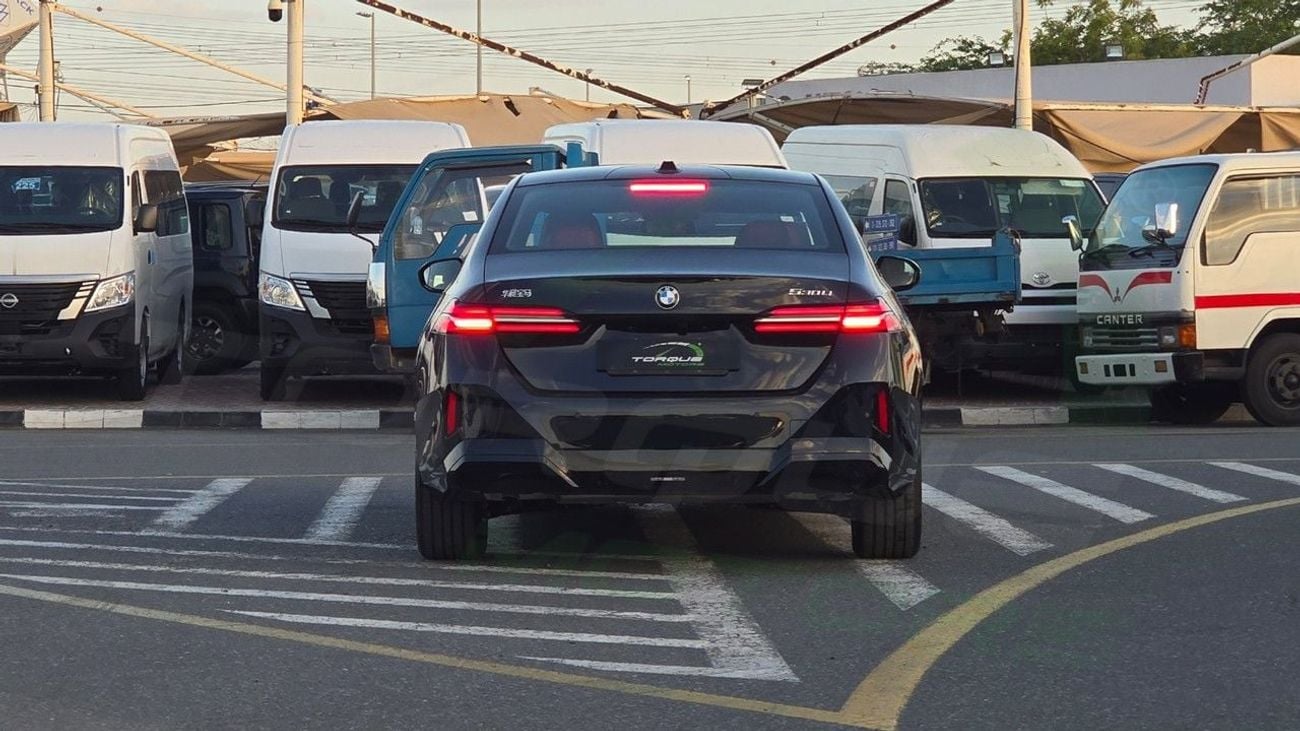 BMW 530Li ( Only For Export ) 2026 BMW 530Li M 2.0T RWD BRAND NEW