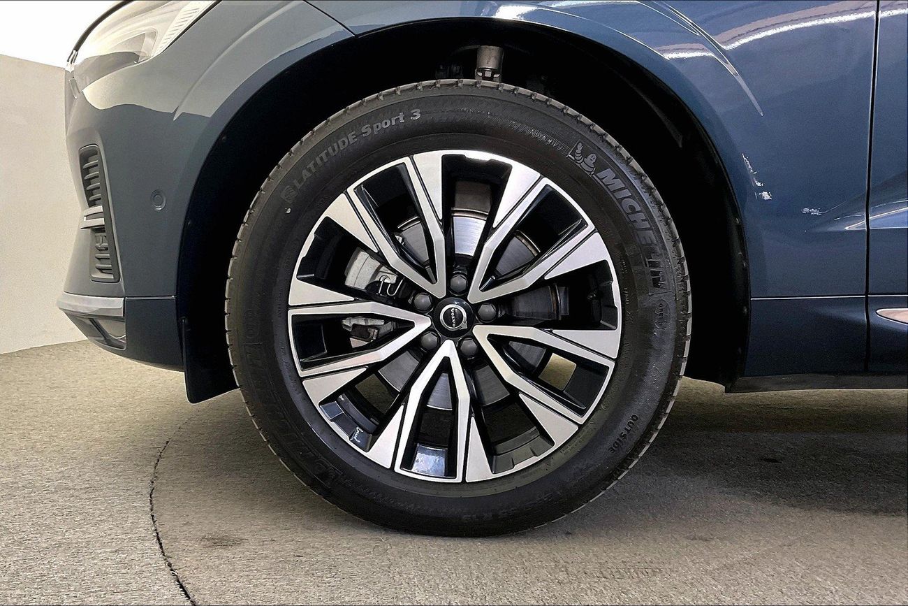 Volvo XC60 B5 Core | Guaranteed Warranty | 0 Down Payment