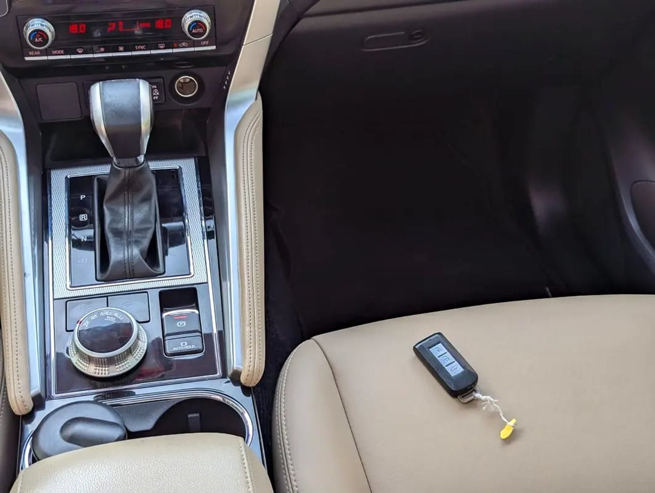 Mitsubishi Montero Sport GLS Top Line 4WD | GCC Specs