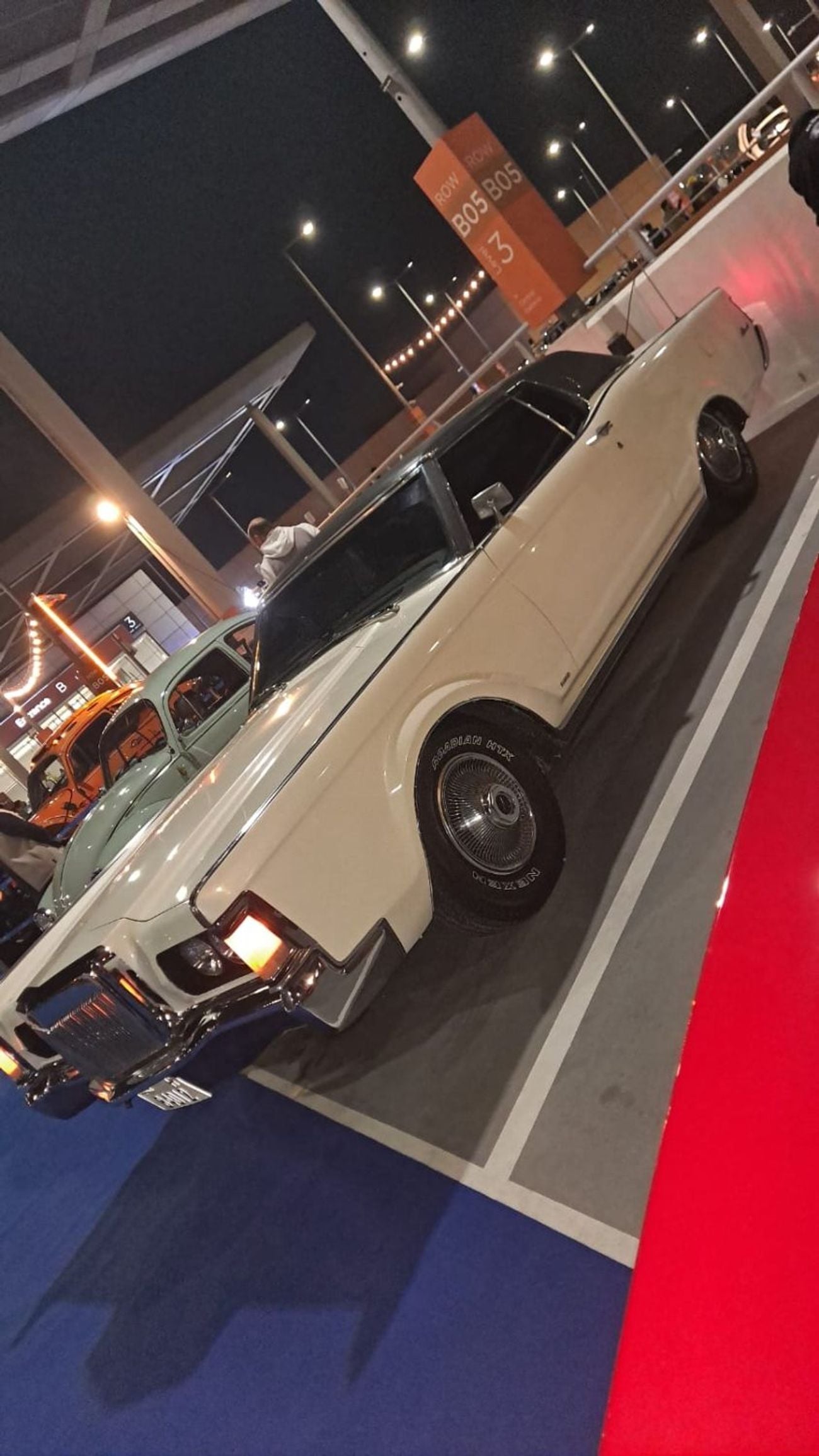 Lincoln Continental 