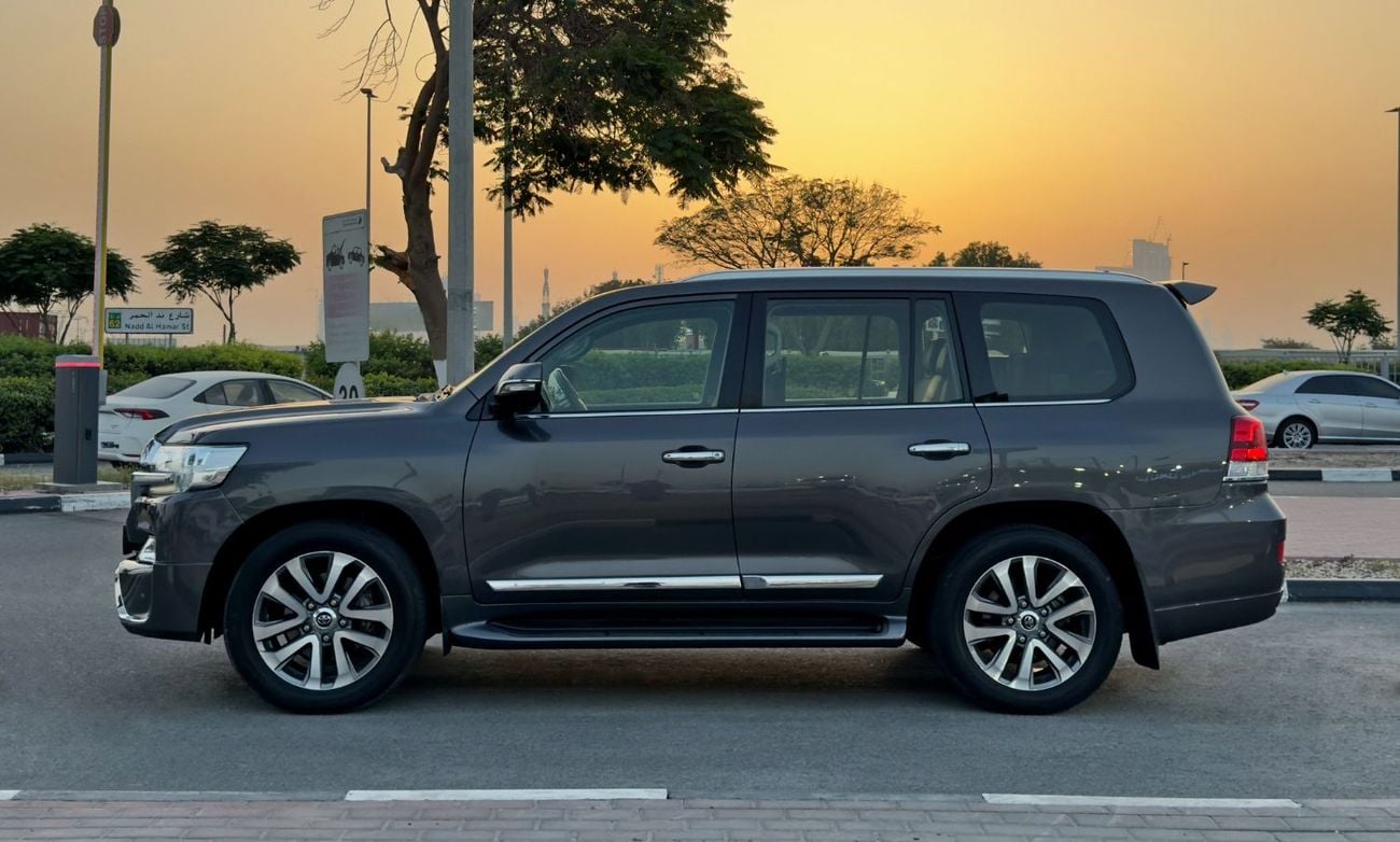 Toyota Land Cruiser VXR