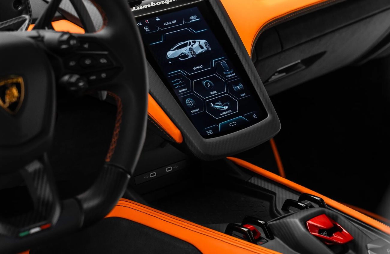 لامبورغيني ريفويلتو 6.5L V12 Naturally Aspirated Engine + eMotor