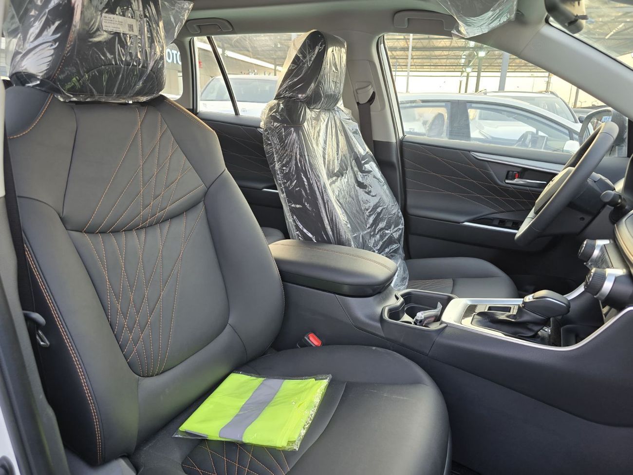 تويوتا راف ٤ 2.5L VXR Hybrid