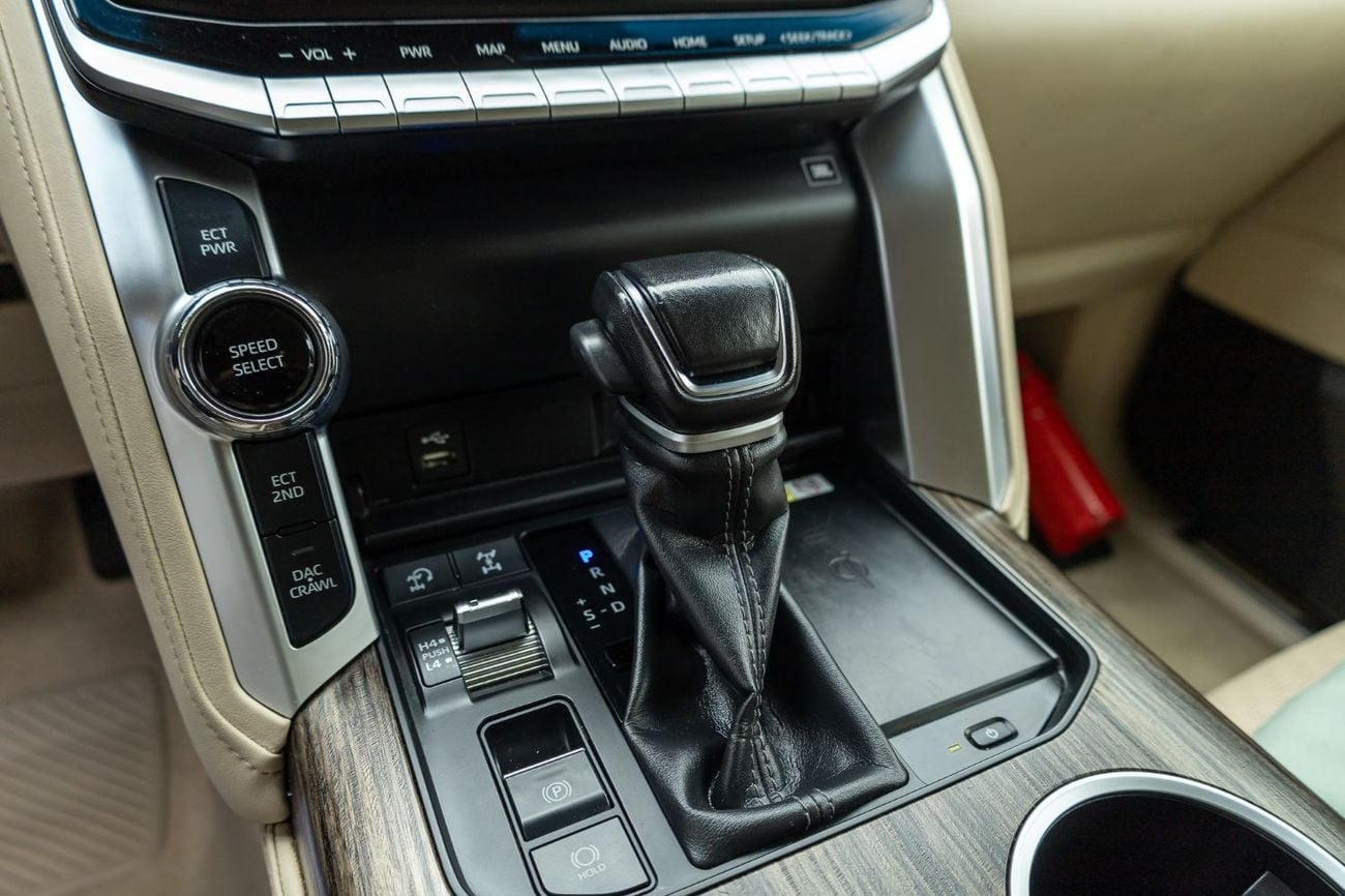 Toyota Land Cruiser VXR 4.0L